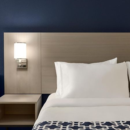 Quality Inn Lake Elsinore I-15 Екстериор снимка