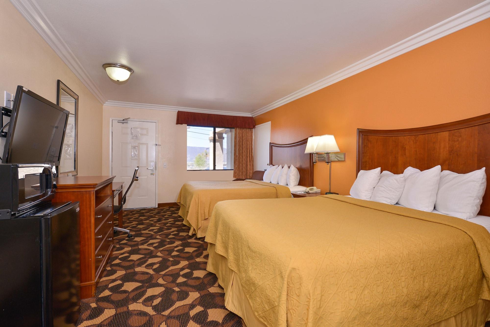 Quality Inn Lake Elsinore I-15 Екстериор снимка