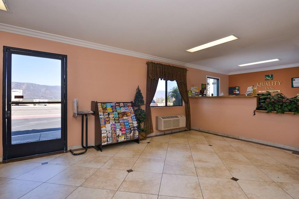 Quality Inn Lake Elsinore I-15 Екстериор снимка