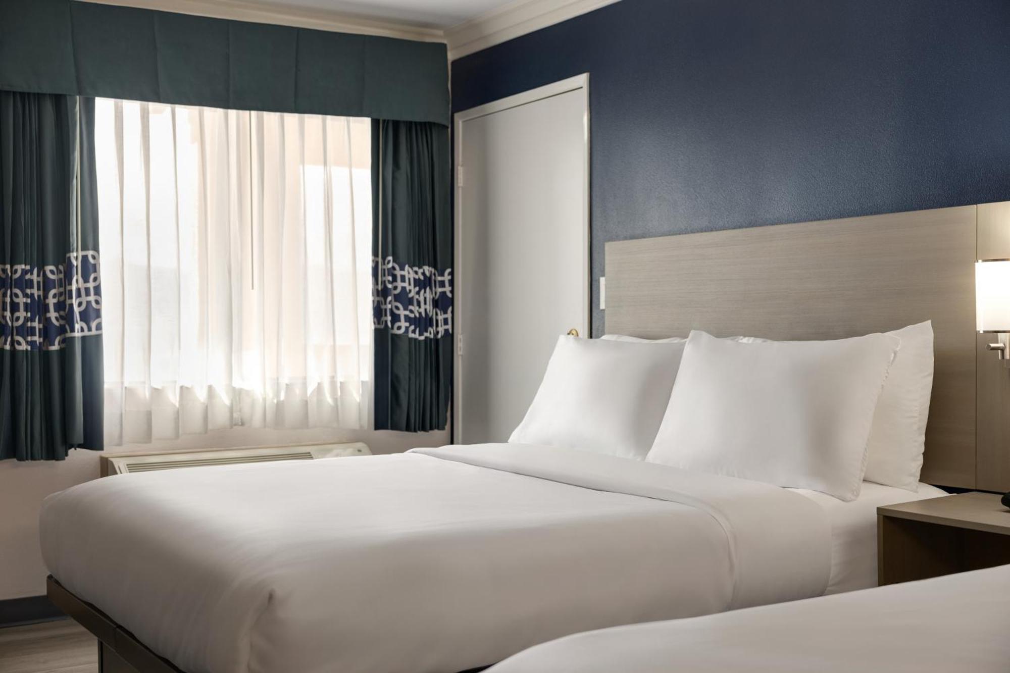 Quality Inn Lake Elsinore I-15 Екстериор снимка
